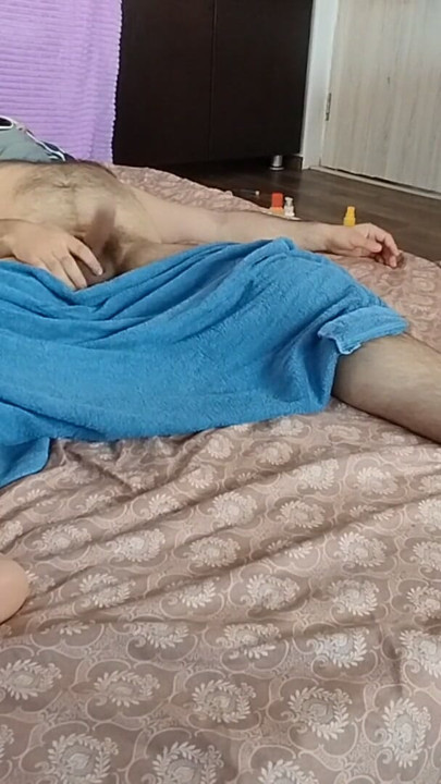 Amateur couple crazy sex in bedroom. Hairy pussy wife, big ass, big tits. Amateur couple taking bath, hairy pussy wife, | Clip 2