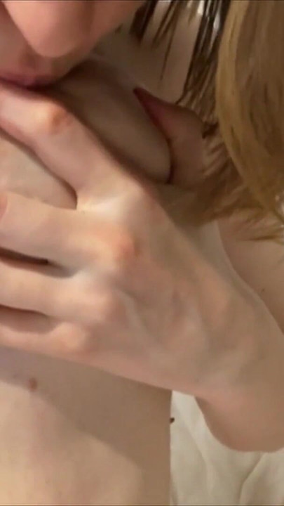 Ea a început MULS DE ȚÂȚE ȘI a continuat să vină | Clipul 1