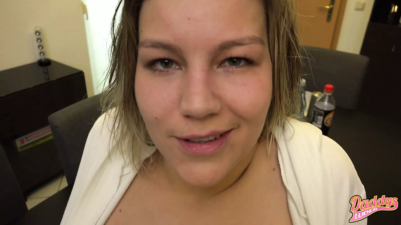 我的阴户中的第一次内射我继父的Luder