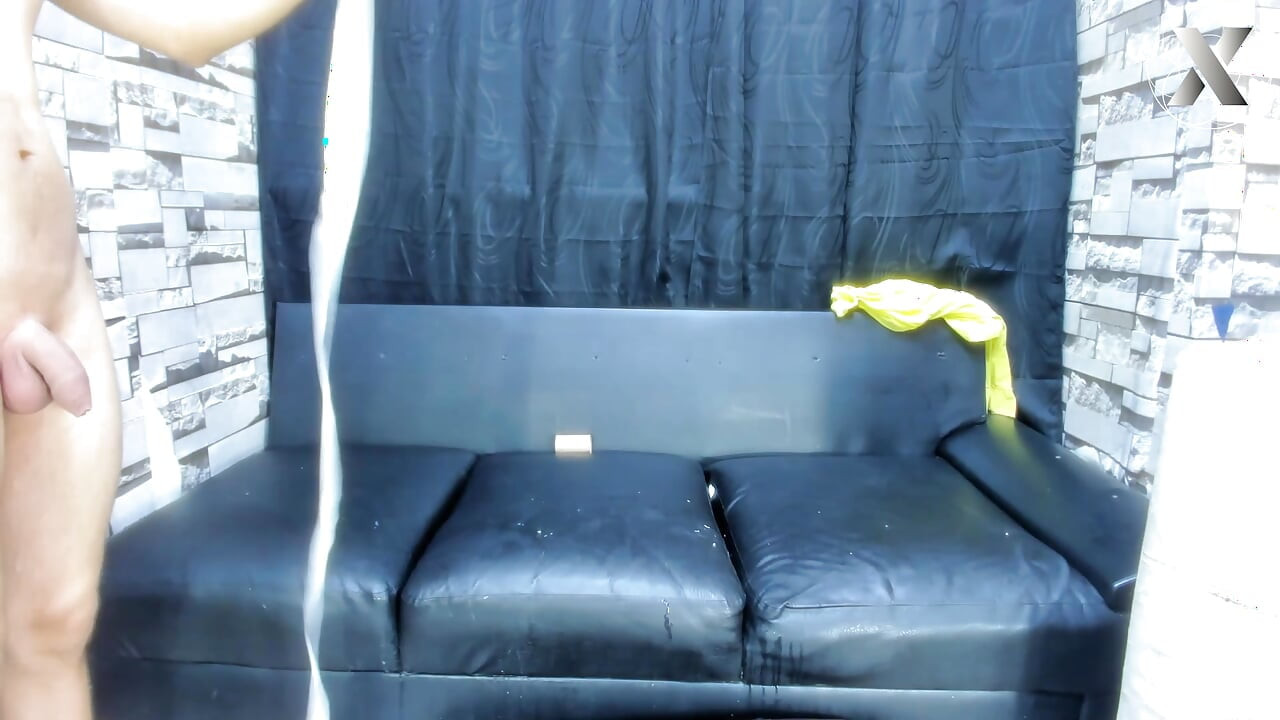 Duboko Pušenje: Vruća usta moje kurve proždiru moj tvrdi kurac