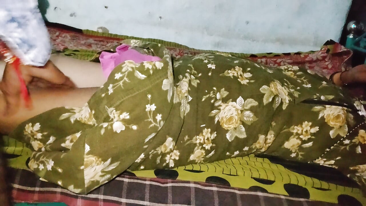 Гаряча подружка грубий секс