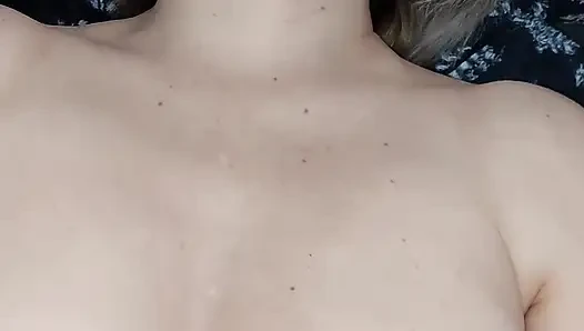 Memek berbuluku benar-benar basah