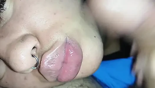 CROT DI MUKA, SIAL BANGET SPERMA DI MULUT ITU, DIA SUKA BANGET