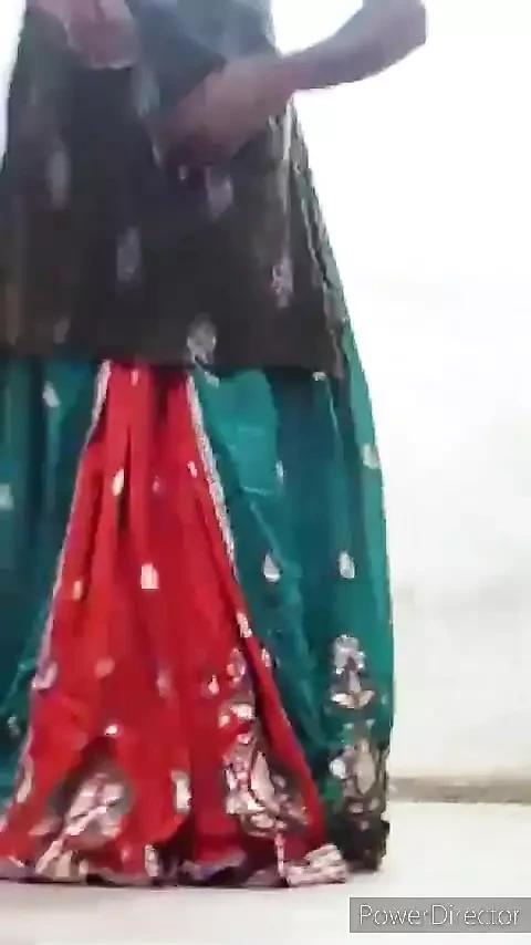 Wear blous bra and ghaghra