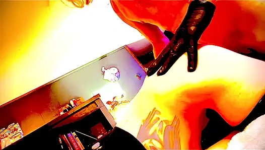 Evli fahişenin yarağa ihtiyacı var