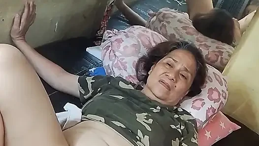 Karım bana neden amcığın en iyi yiyicisi olduğunu söyledi sen harika amcık yiyicisin.