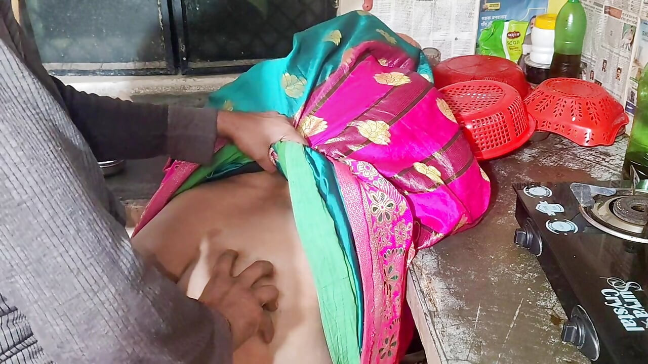 Desi Indian Mom's Sucking Cook