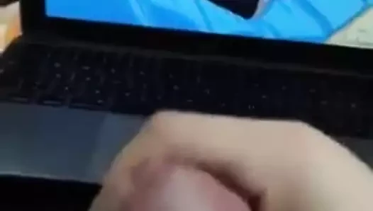 Tsunade'nin ayaklarına boşalmak haraç