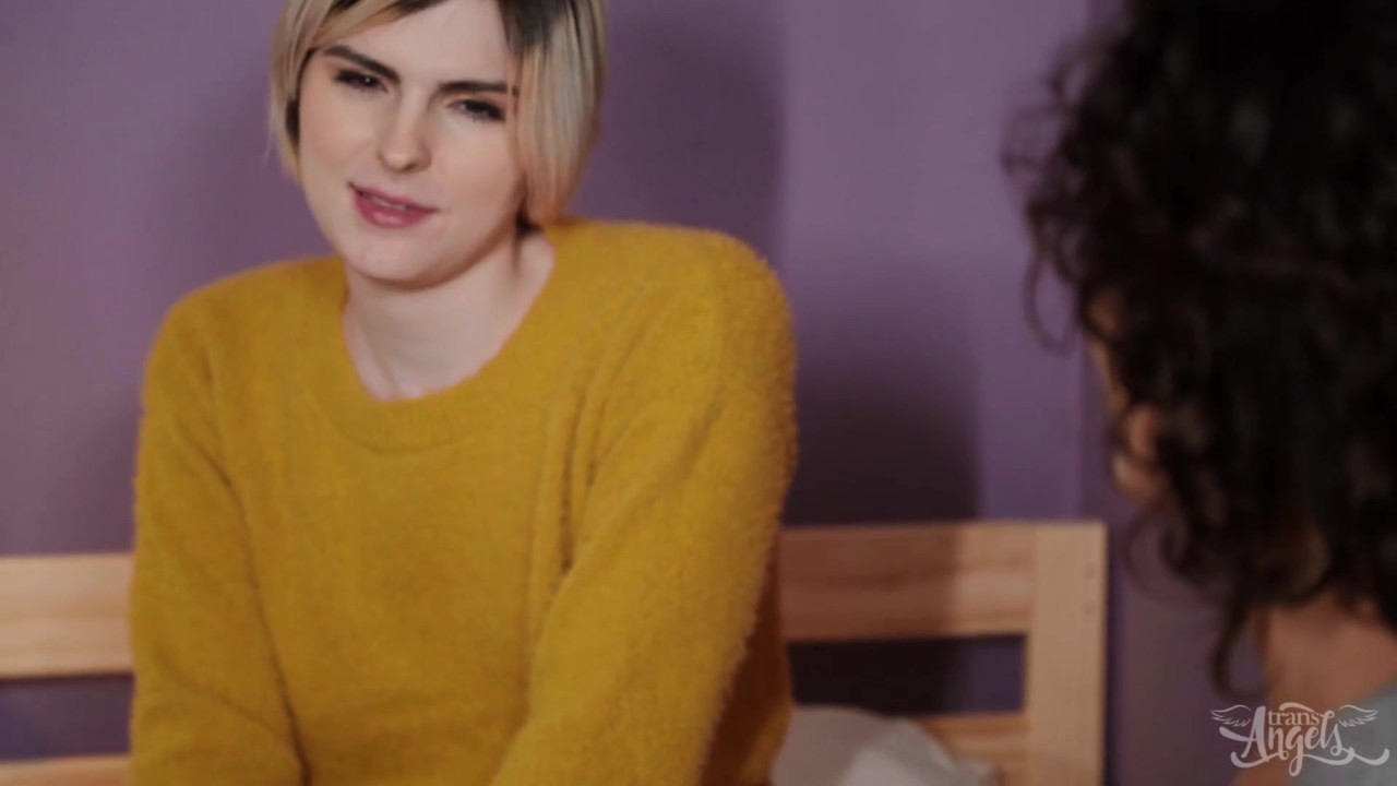 超エロいニューハーフの女の子と官能的な生ハメ尻ファック