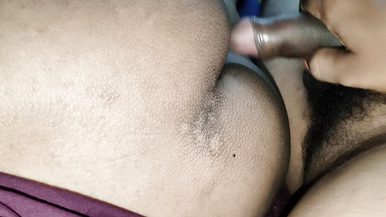 vídeo de sexo completo en la cama entre hermanastro y hermanastra