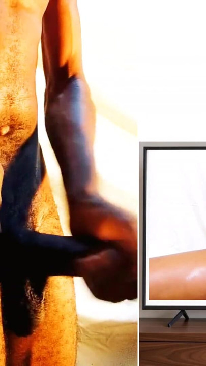 Ateşli ve ıslak amcık mastürbasyonu izlerken erkek mastürbasyonu. Boşalana kadar xxx porno filmini izlemekten zevk aldım | Klip 2