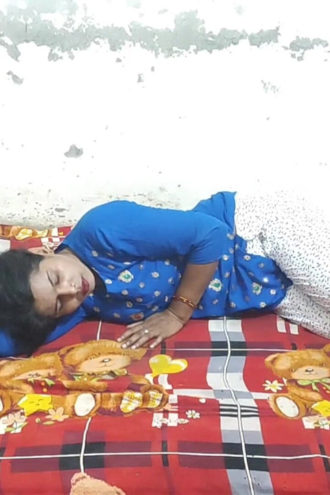 Hot Sex with Real Indian Bhabhi Seducing Husband with Love