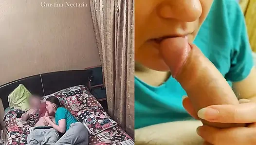 Gerçek Rus çiftin spontane yatak odasında oral seks, iki kamerada filme alındı