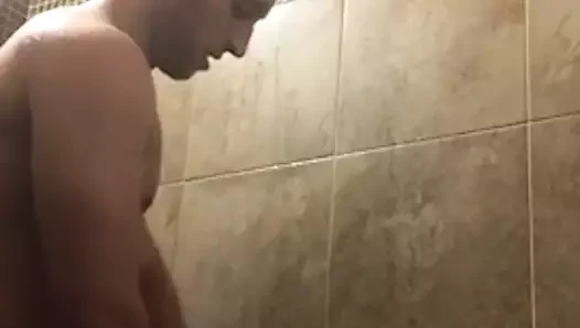 cumming içinde the duş