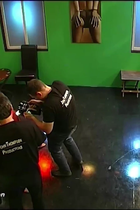Ggg německý gangbang - pršelo a zpustošeno