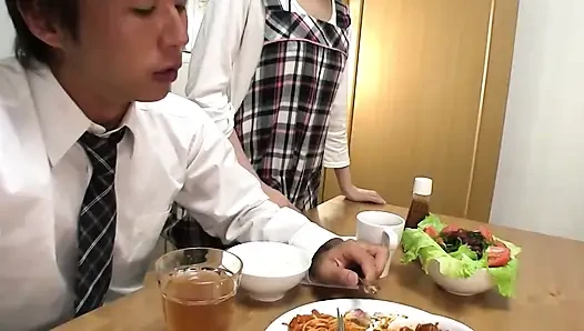 Hübsche japan-schätzchen szene-3 dünne japanerin Misato watanabe gefickt hart endet mit creampie