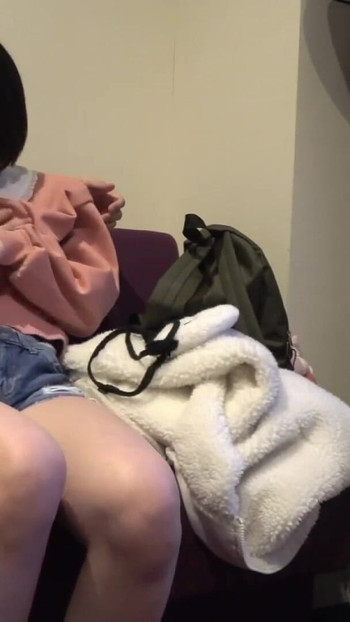 Innocent girls who know nothing. 5 | Clip 1