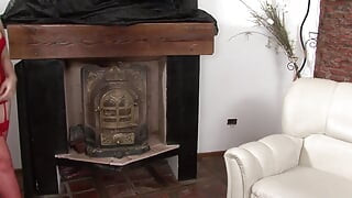 Bubble butt chick in sexy stockings loves masturbating