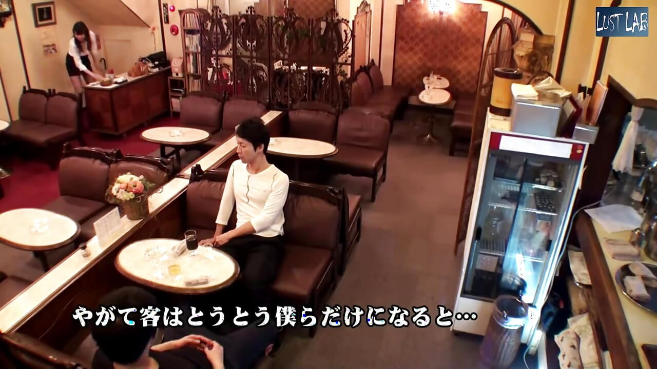 小镇惊喜. 两个迷人的姐妹一起发情 - 第3部分