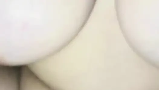 Istri besar daisi pakistan