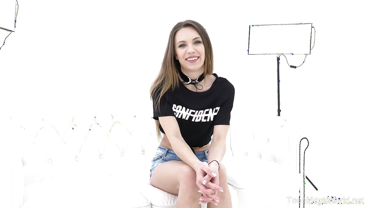 Sex Therapy at Photo Studio