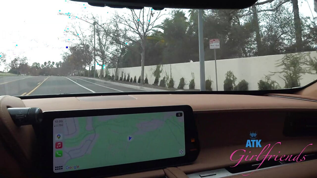 POV Date Night Roadhead with Amateur Cecelia Taylor – She Gives Amazing Blowjob in the Car