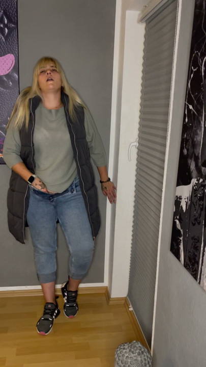 Masturbation stand jeans I cum twice multiple orgasms clitoris satisfyer wet horny wet | Clip 1