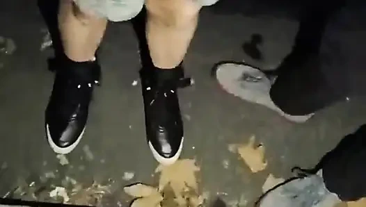 Valentina Wild, приключения на парковке на улице 50 - трахнули в задницу на улице