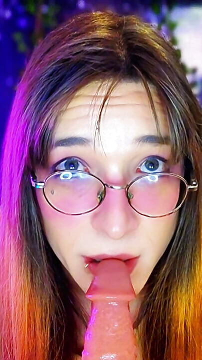 Une MILF Trans Taille La Meilleure Pipe