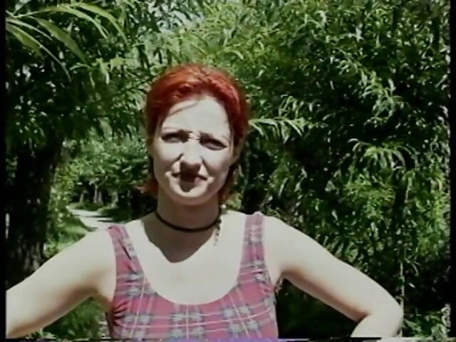 Ruiva MILF pela primeira vez na cam