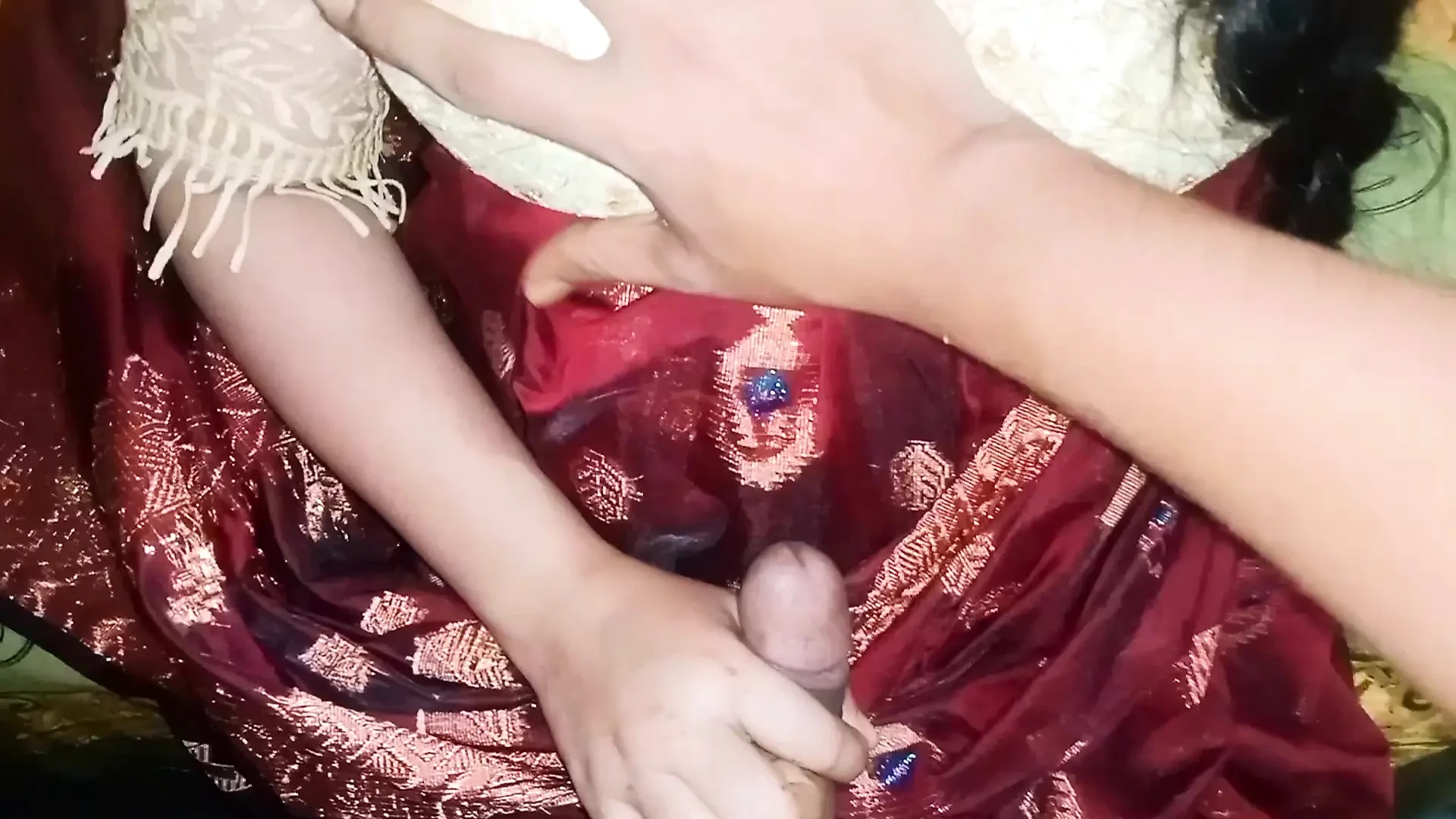 Desi girl is crazy for hot sex