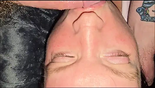 Güzel karım ağzına boşalmamı istedi