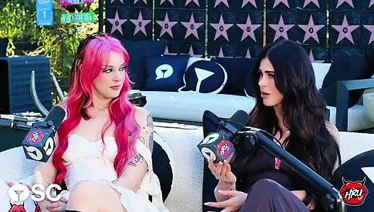 The Business of Camming: Das Leben im Stripchat Hollywood Creator House