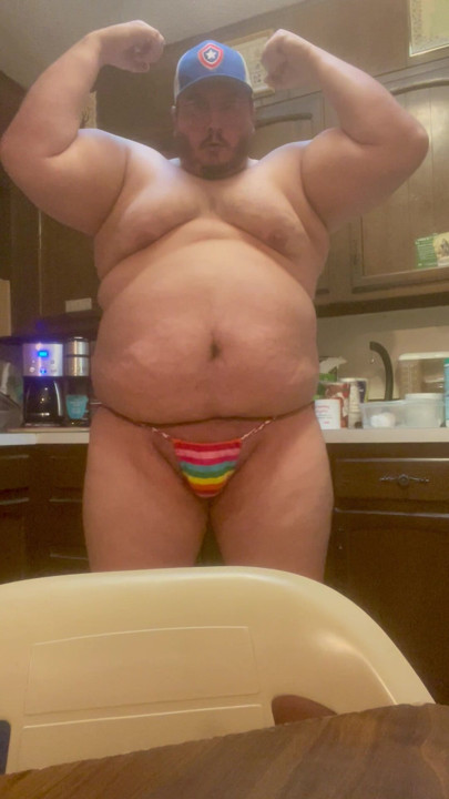 Încercând un nou G-String
