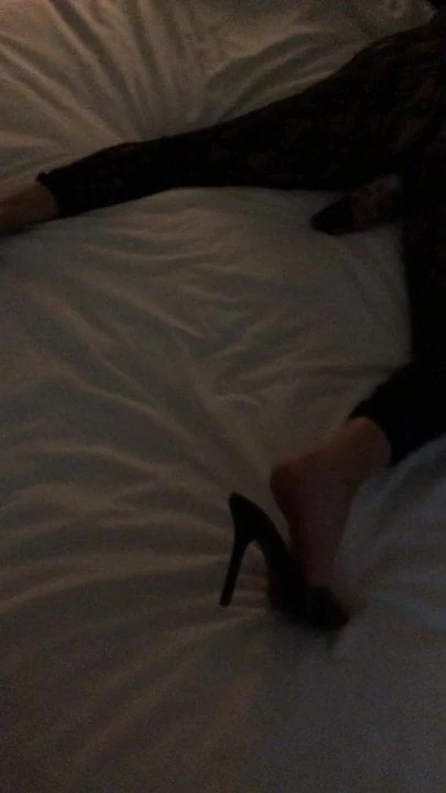 Slag fucks herself