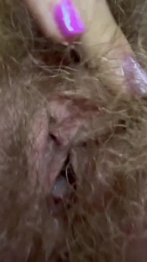 Cigar and hairy bush | Clip 1