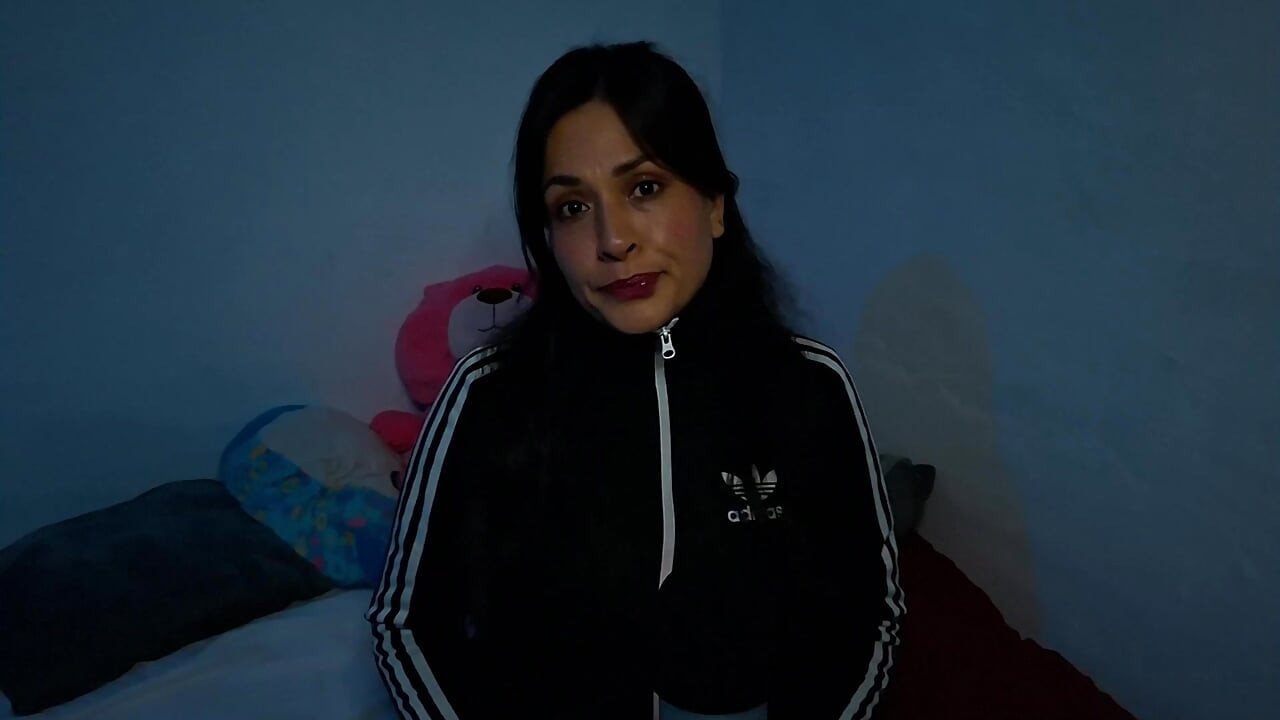 ASMR Scary Movie Night (WITH YOUR CRUSH)