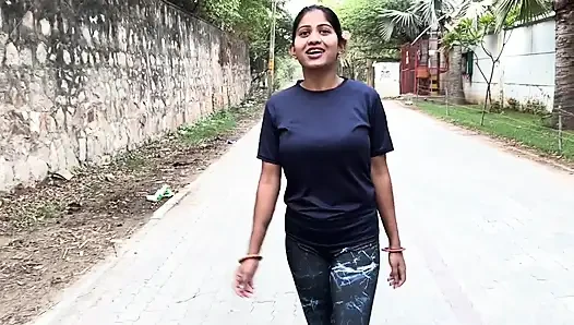 Bahu yang baru nikah India secara tidak sengaja disetubuhi hardcore oleh tharki sasurji- video seks sasur bahu.