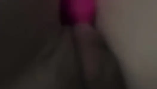 Ftm amcık dildo vibratörle oynuyor