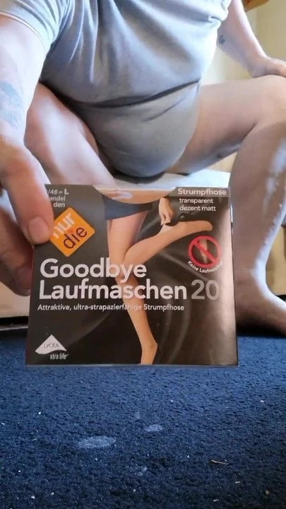 Very rarely I wear tan pantyhose. Mostly black or pattened