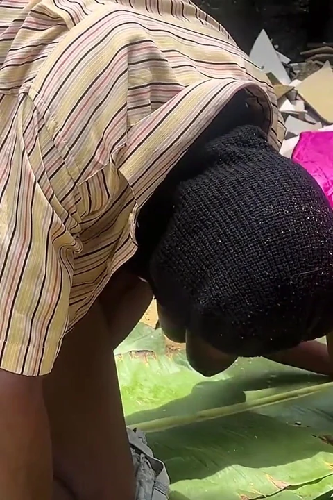I Was so Horny That I Arrange a Backyard Fuck Date with My Landlords Stepdaughter in Our Backyard. It Turns Out so Smoothly.