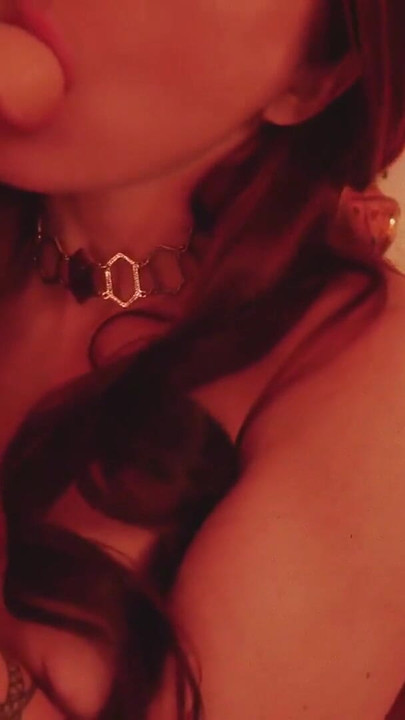Spectacular moment from "GoT JOI - Melisandre's ritual."