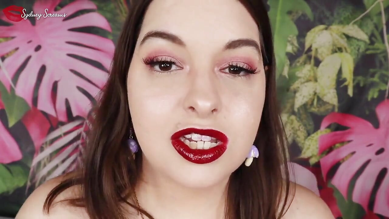 Edge for My Dark Lips