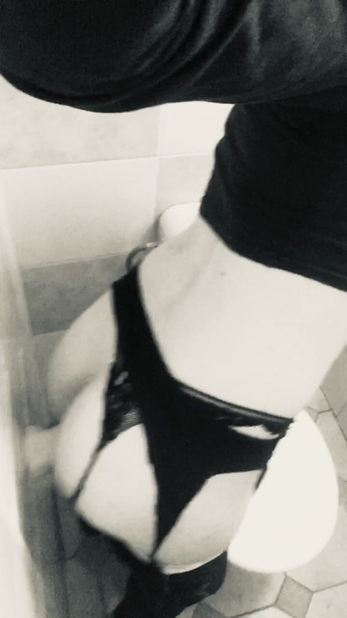 Public Toilet dildo play