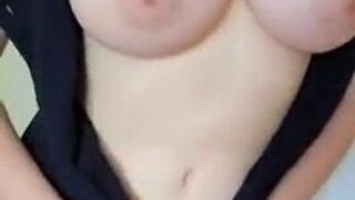 Anonymous big natural tits and fat pussy showoff