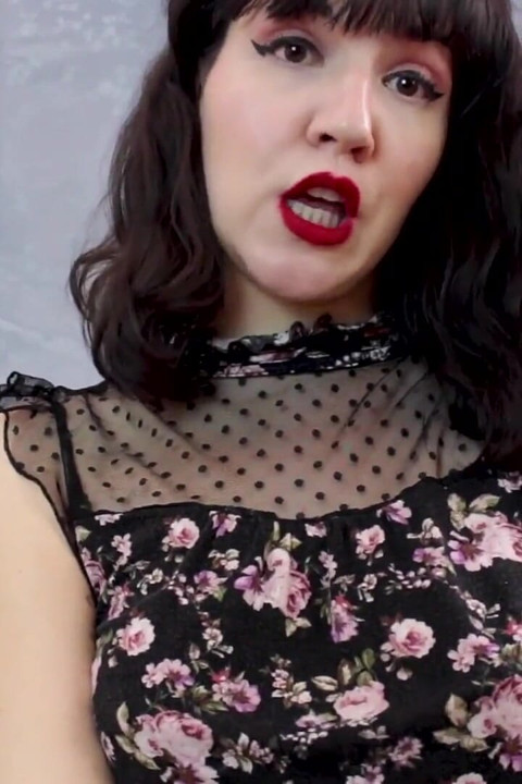 Step mommy taboo ass licking virtual sex pov