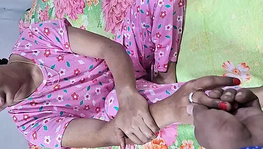 Video seks hot adik tiri dan saudara tiri, memek sempit gadis d vallage xvideo