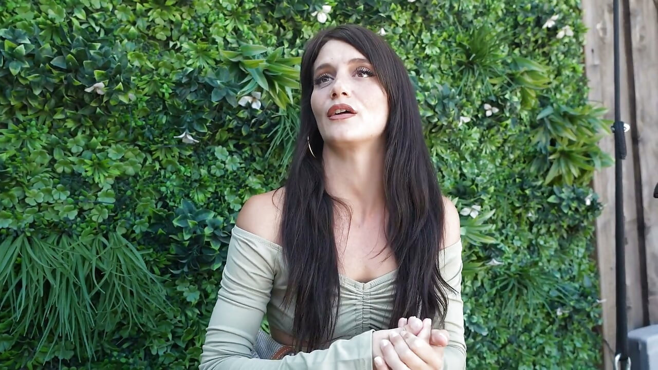 Tina Neemt Een BBC in Libertijnse Spa