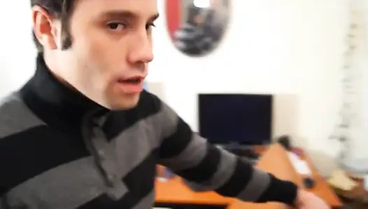 Threesome pertama Alina