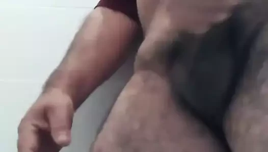 Maduro caliente golpeando su verga